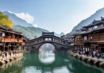 凤凰古城必去景点有哪些？附路线攻略和避坑指南