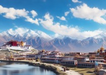 西藏必去景点有哪些？新手第一次去西藏该怎么选路线？