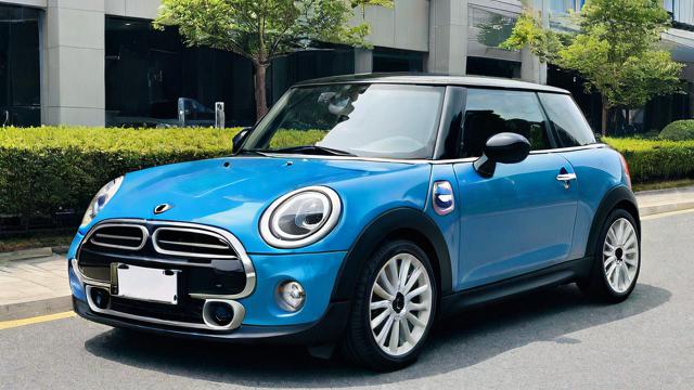 新款宝马mini